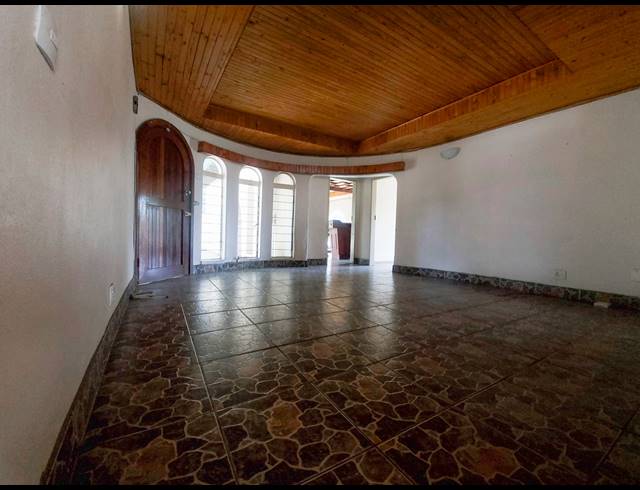 4 BEDROOM HOUSE FOR SALE IN VAALPARK